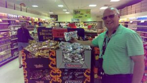 Major Discount was live at Super One Foods in Marquette to help benefit UPAWS